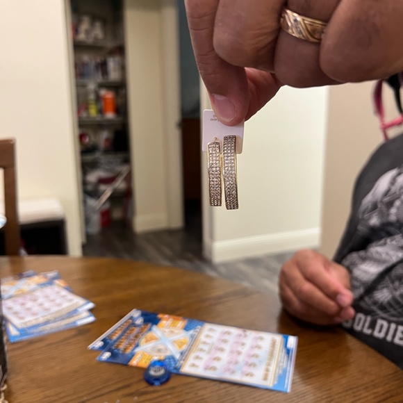 Meet your Posher, Deborah - Picture 6 of 6